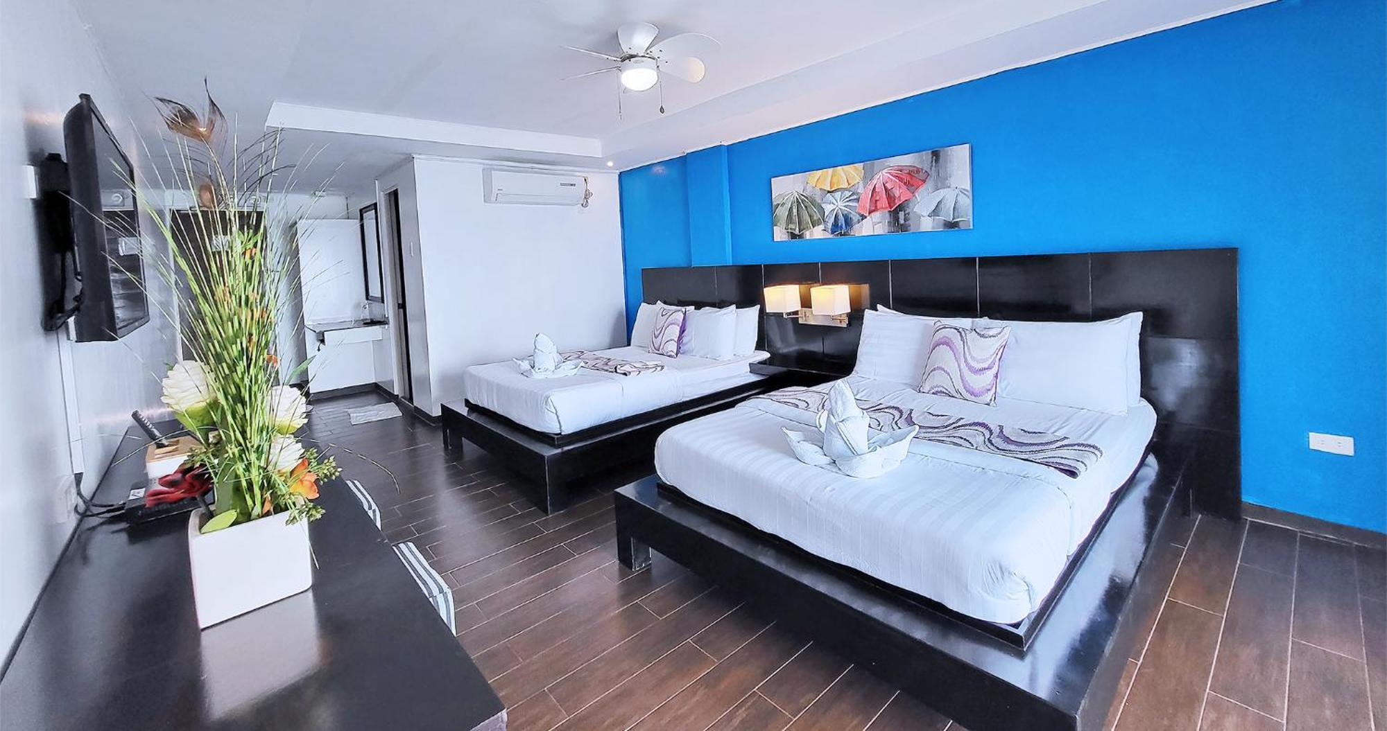 Casa Almarenzo Bed & Breakfast Bolinao Exteriör bild