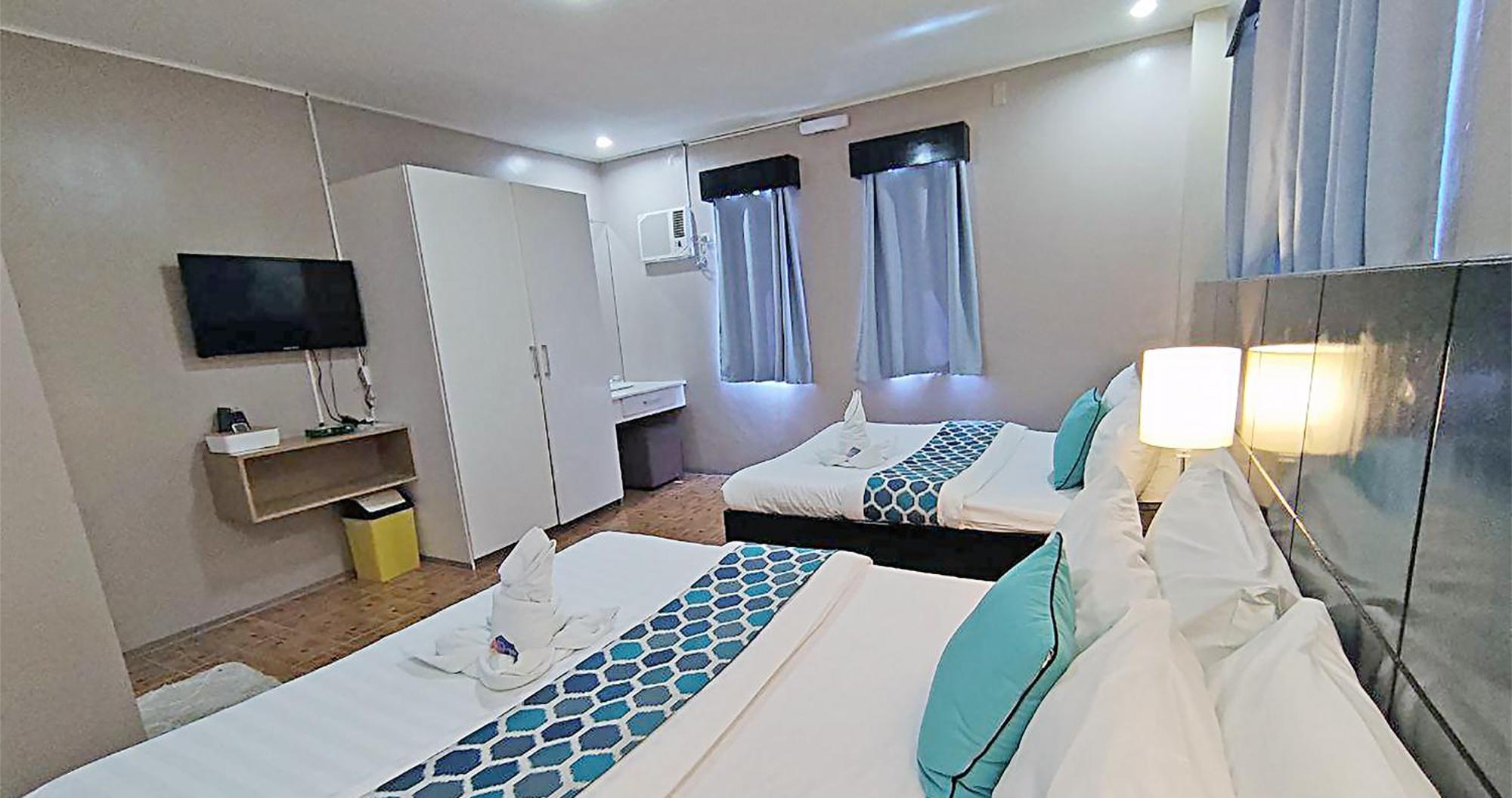Casa Almarenzo Bed & Breakfast Bolinao Exteriör bild