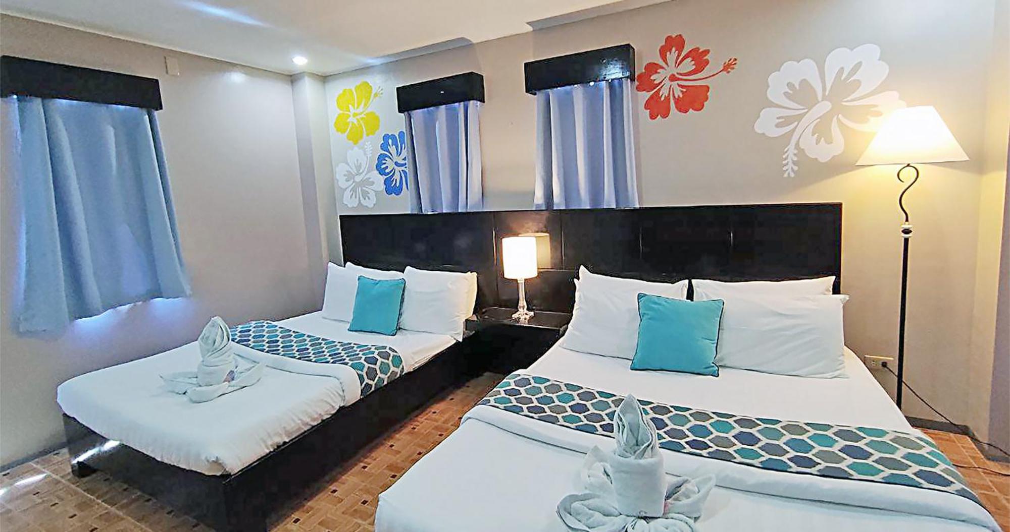Casa Almarenzo Bed & Breakfast Bolinao Exteriör bild