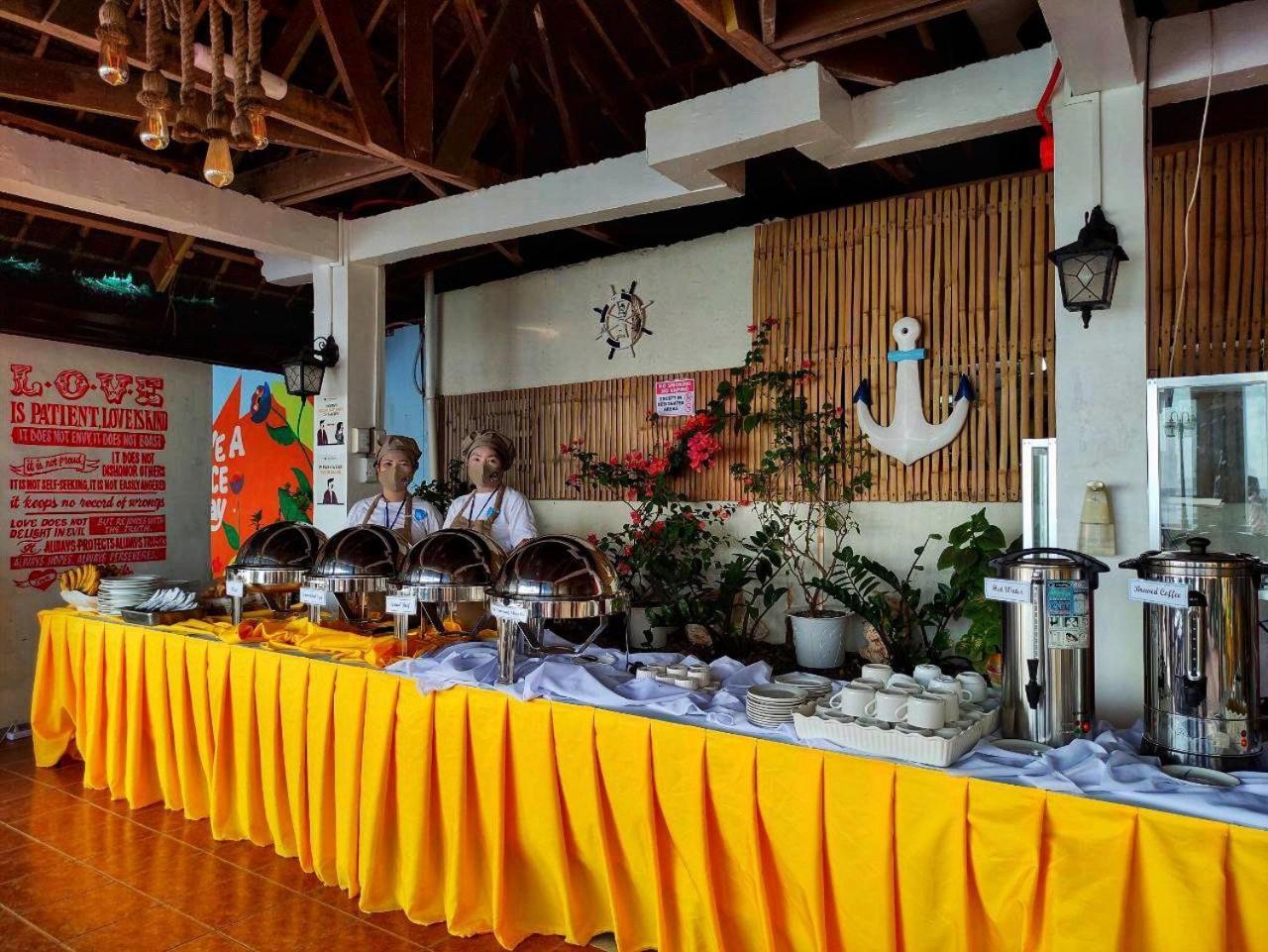 Casa Almarenzo Bed & Breakfast Bolinao Exteriör bild